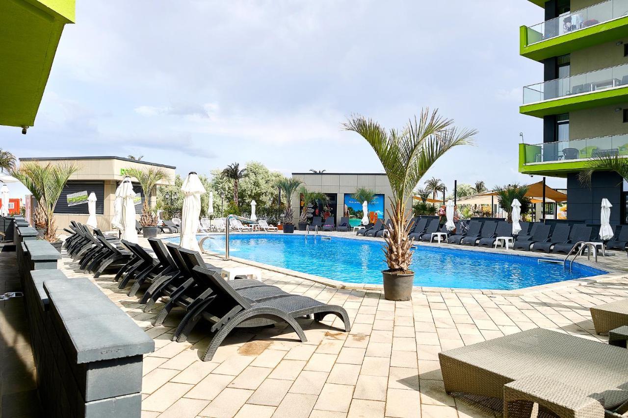 Moonstar Apartment - Spa N Pools Beach Resort Mamaia Dış mekan fotoğraf
