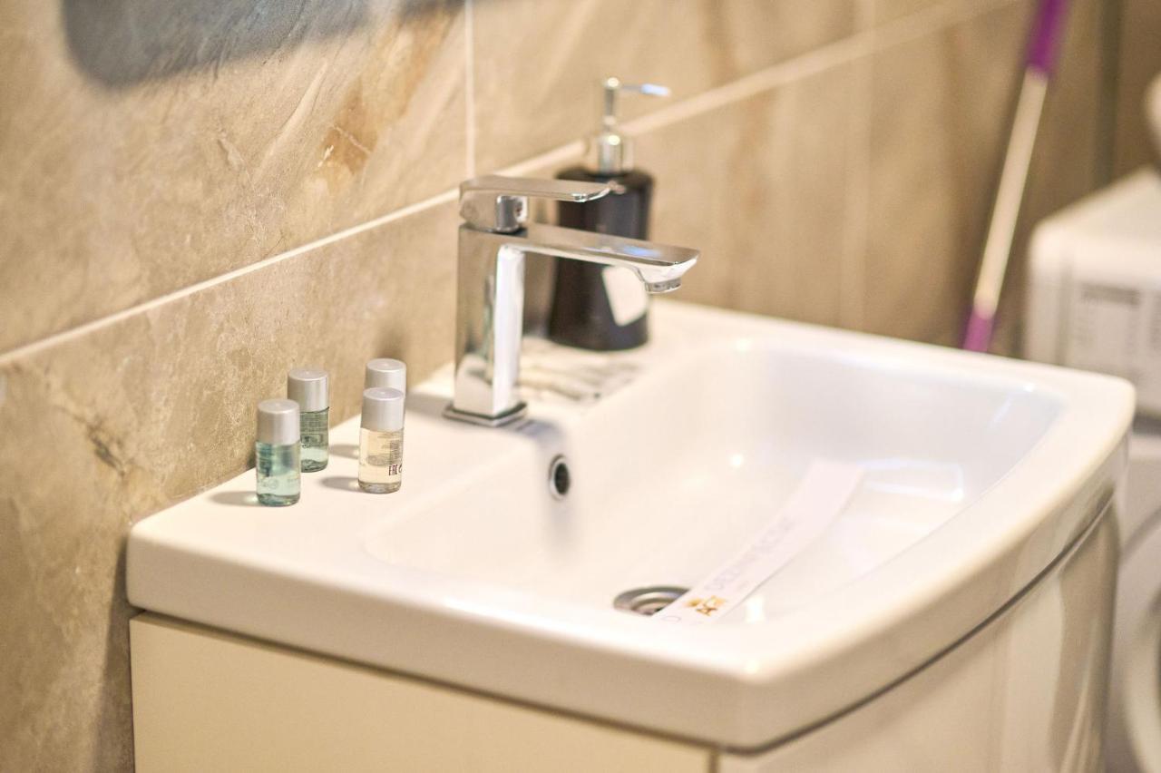 Moonstar Apartment - Spa N Pools Beach Resort Mamaia Dış mekan fotoğraf